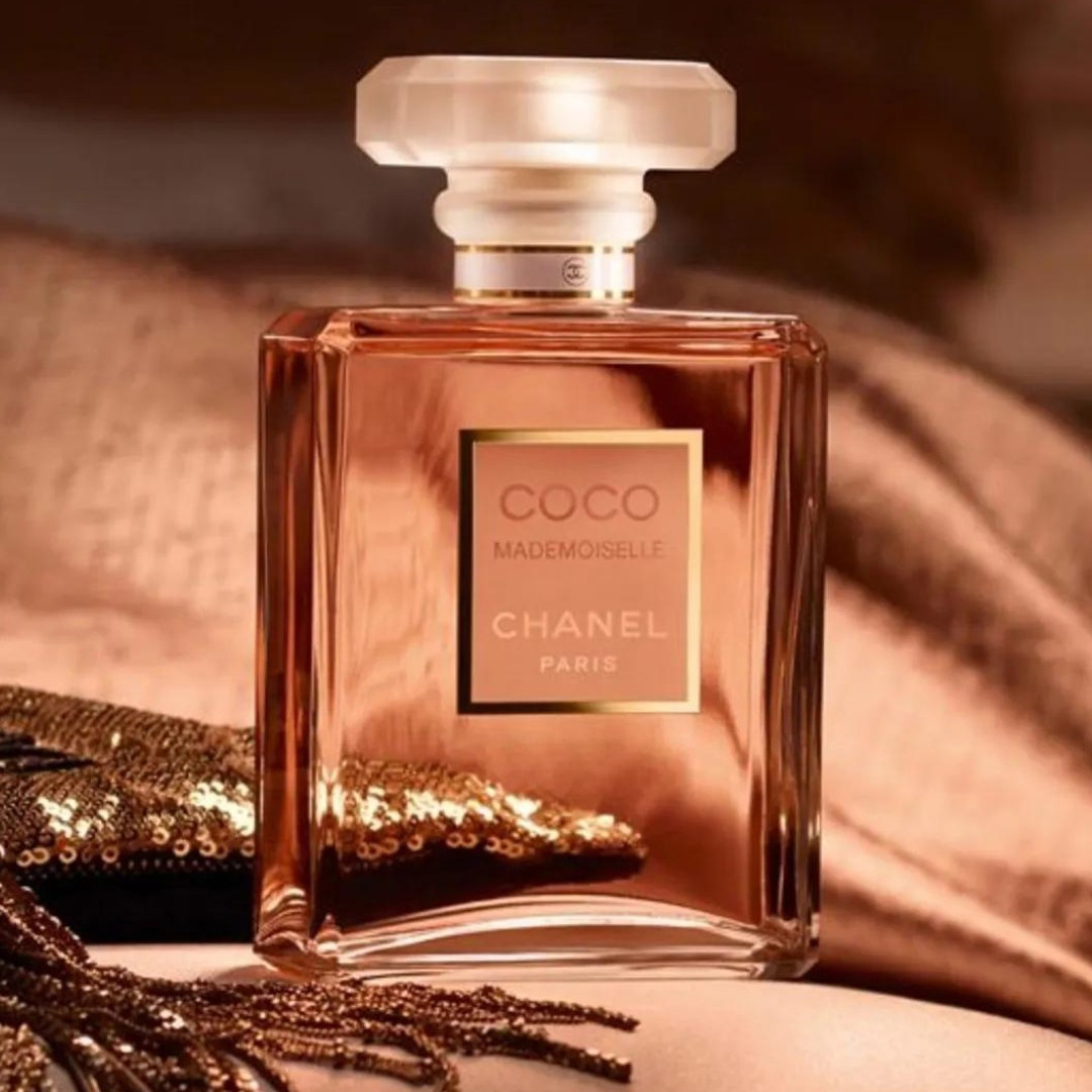 حجم و طراحی عطر شنل کوکو مادمازل